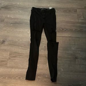 Black skinny ripped jeans